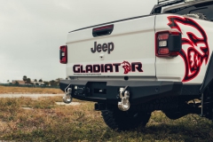 Jeep Gladiator zaczepy zderzaka