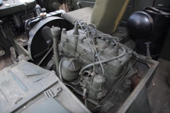 Jeep M677 trzycylindrowy niezawodny diesel